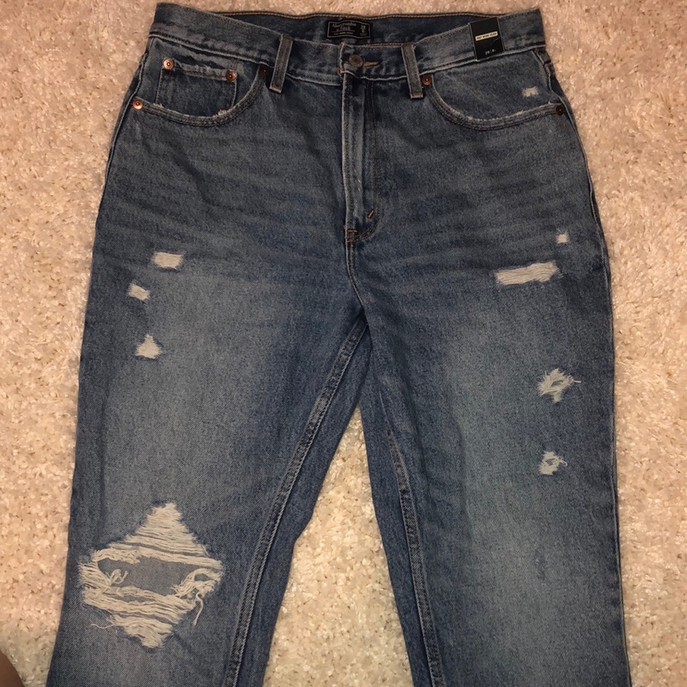 NEW A&F Mom Jeans